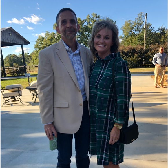 Meet your Posher, Tamara - Picture 2 of 2